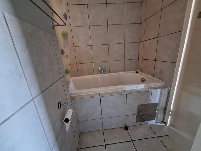 To Let 2 Bedroom Property for Rent in Sky City Gauteng