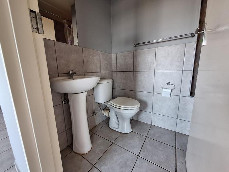 To Let 2 Bedroom Property for Rent in Sky City Gauteng