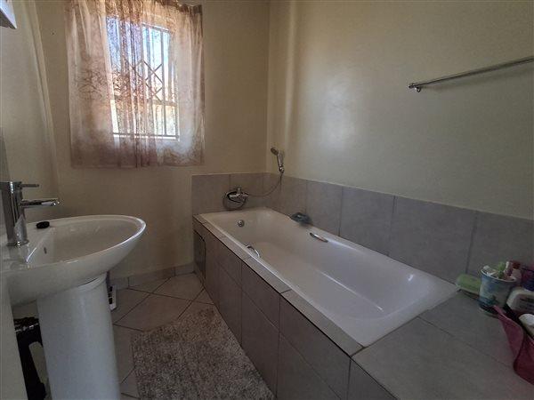 3 Bedroom Property for Sale in Lenasia Gauteng