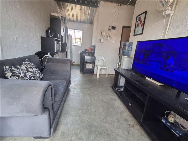 2 Bedroom Property for Sale in Drieziek Gauteng