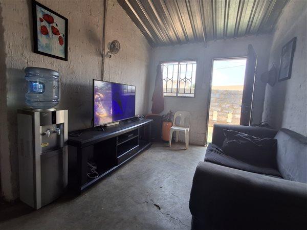 2 Bedroom Property for Sale in Drieziek Gauteng