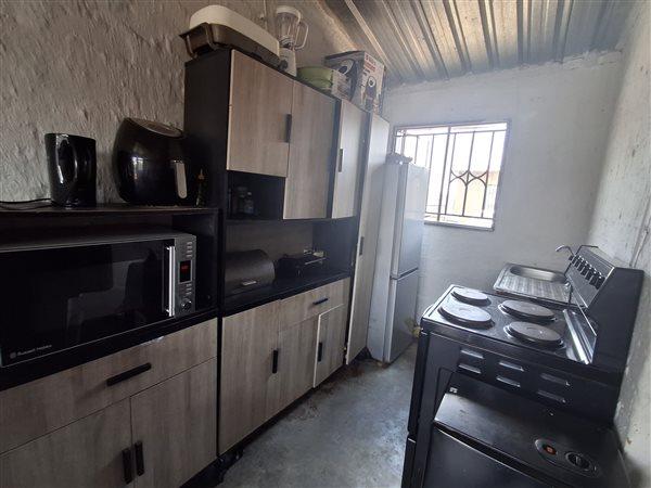 2 Bedroom Property for Sale in Drieziek Gauteng