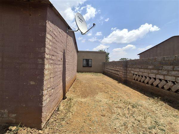 2 Bedroom Property for Sale in Drieziek Gauteng