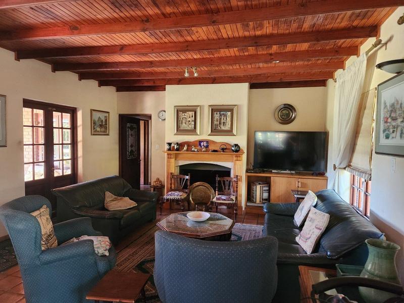 4 Bedroom Property for Sale in Silver Lakes Golf Estate Gauteng