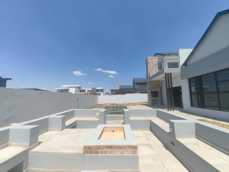 5 Bedroom Property for Sale in Six Fountains Residential Estate Gauteng