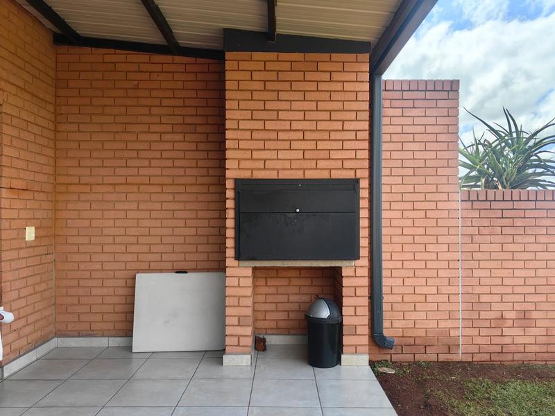 2 Bedroom Property for Sale in Six Fountains Residential Estate Gauteng