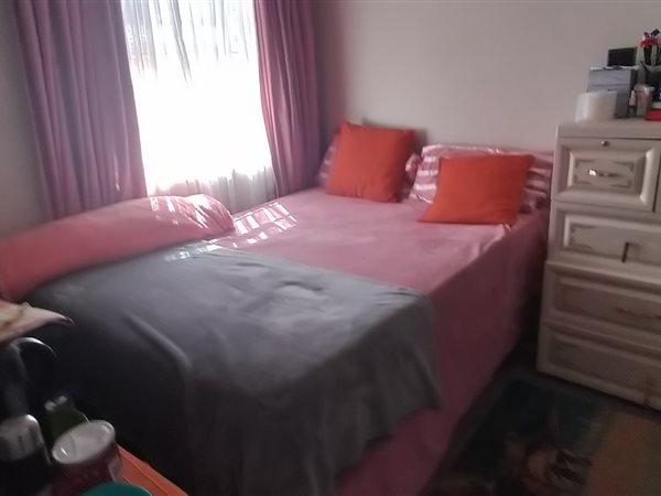 3 Bedroom Property for Sale in Die Hoewes Gauteng