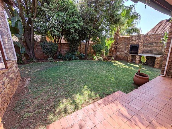 3 Bedroom Property for Sale in Eldoraigne Gauteng