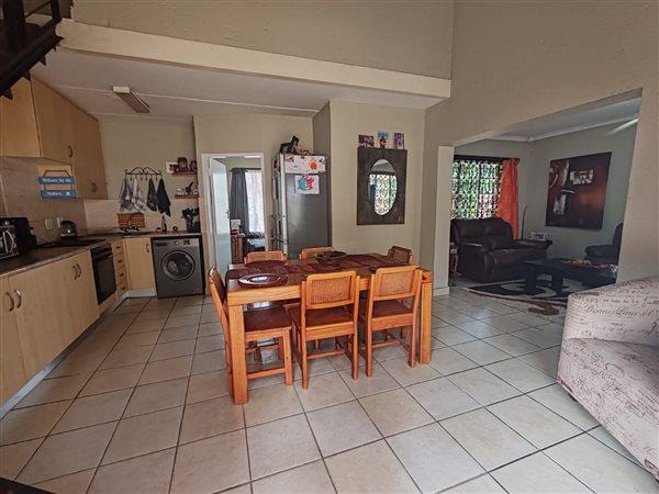 2 Bedroom Property for Sale in Rooihuiskraal North Gauteng