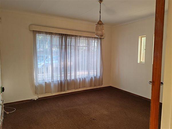 4 Bedroom Property for Sale in Wierda Park Gauteng