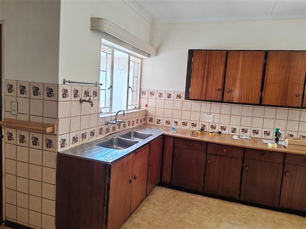 4 Bedroom Property for Sale in Wierda Park Gauteng