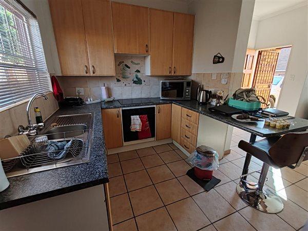 3 Bedroom Property for Sale in Amberfield Crest Estate Gauteng