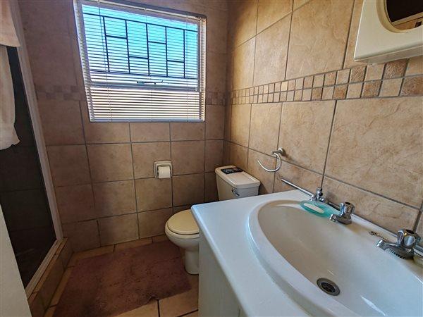 3 Bedroom Property for Sale in Amberfield Crest Estate Gauteng