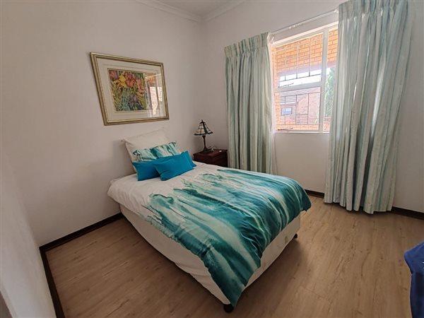 3 Bedroom Property for Sale in Amberfield Crest Estate Gauteng