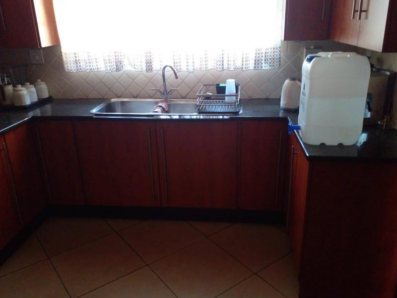 To Let 3 Bedroom Property for Rent in Kwaggasrand Gauteng