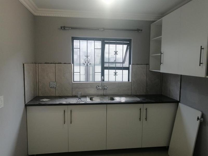 To Let 2 Bedroom Property for Rent in Mayville Gauteng