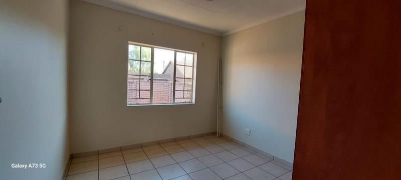 2 Bedroom Property for Sale in The Orchards Gauteng