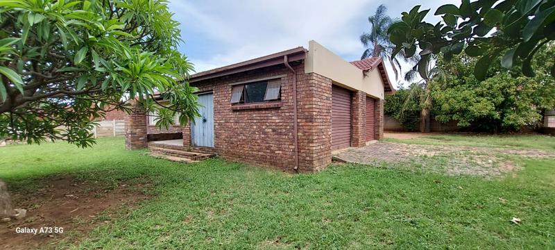 3 Bedroom Property for Sale in Theresa Park Gauteng