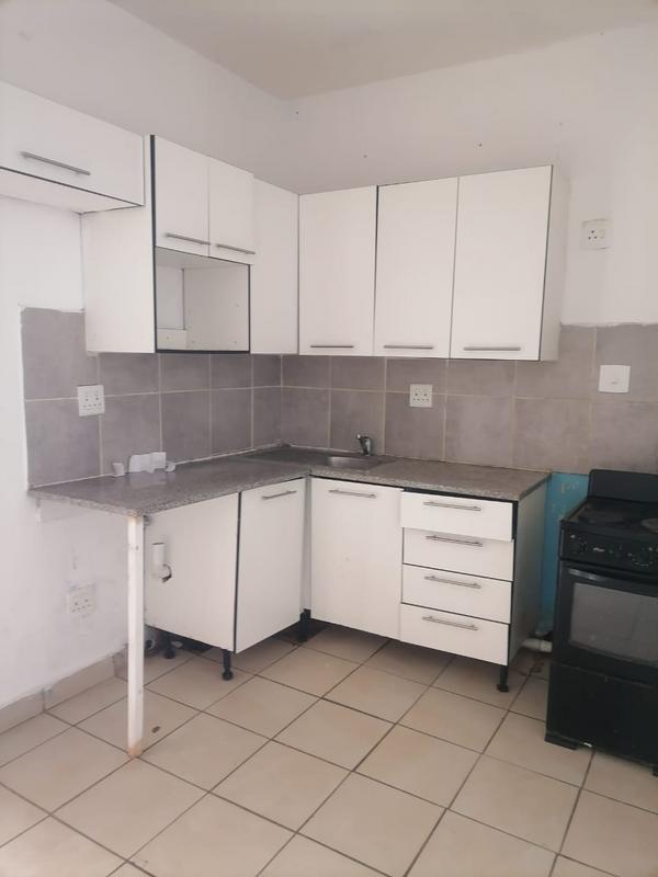 To Let 2 Bedroom Property for Rent in Johannesburg Gauteng