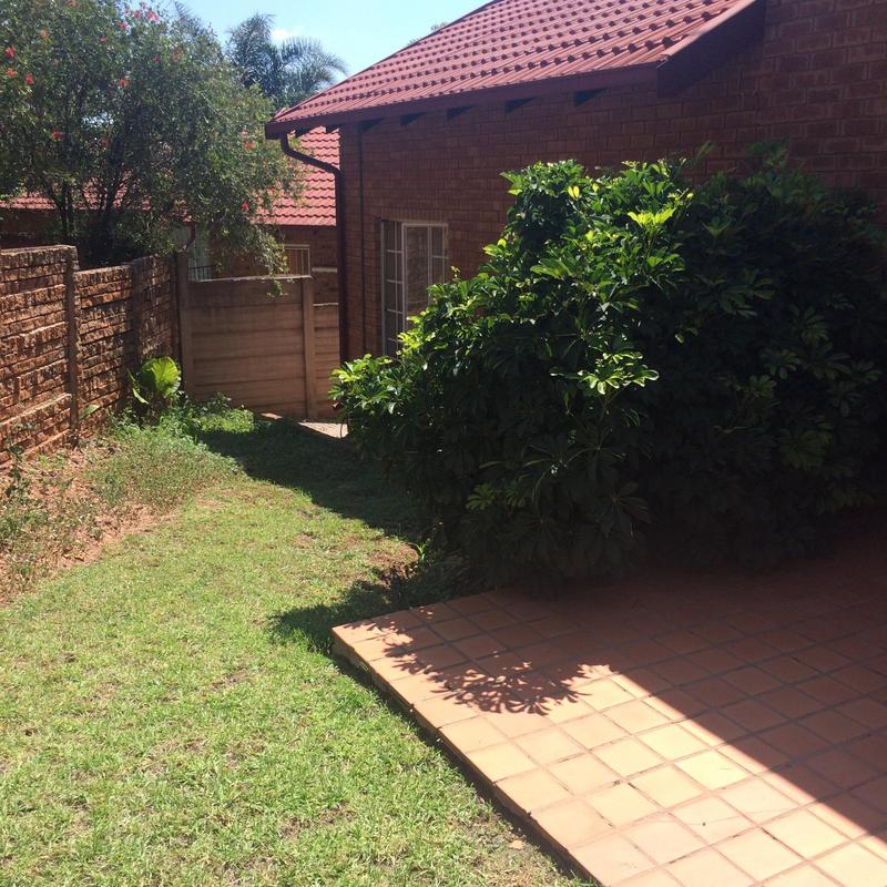 To Let 3 Bedroom Property for Rent in Waterkloof Park Gauteng