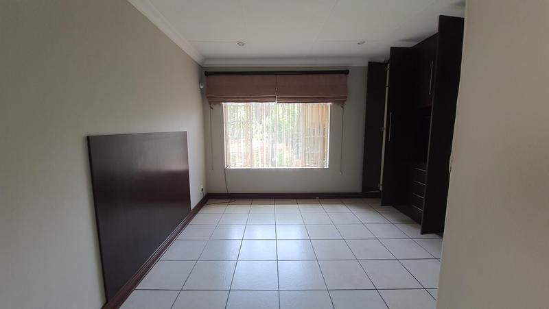 To Let 3 Bedroom Property for Rent in Waterkloof Park Gauteng