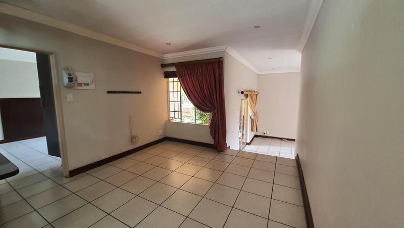 To Let 3 Bedroom Property for Rent in Waterkloof Park Gauteng