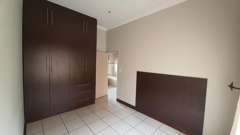 To Let 3 Bedroom Property for Rent in Waterkloof Park Gauteng