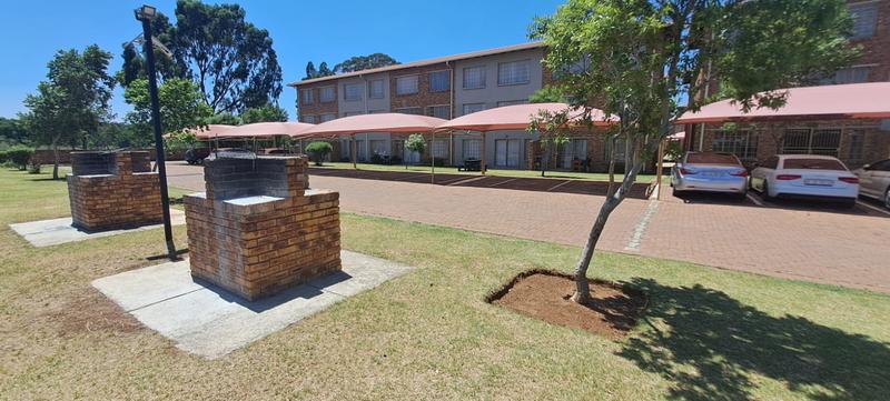 2 Bedroom Property for Sale in Hughes Gauteng