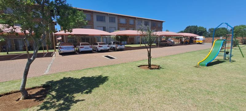 2 Bedroom Property for Sale in Hughes Gauteng