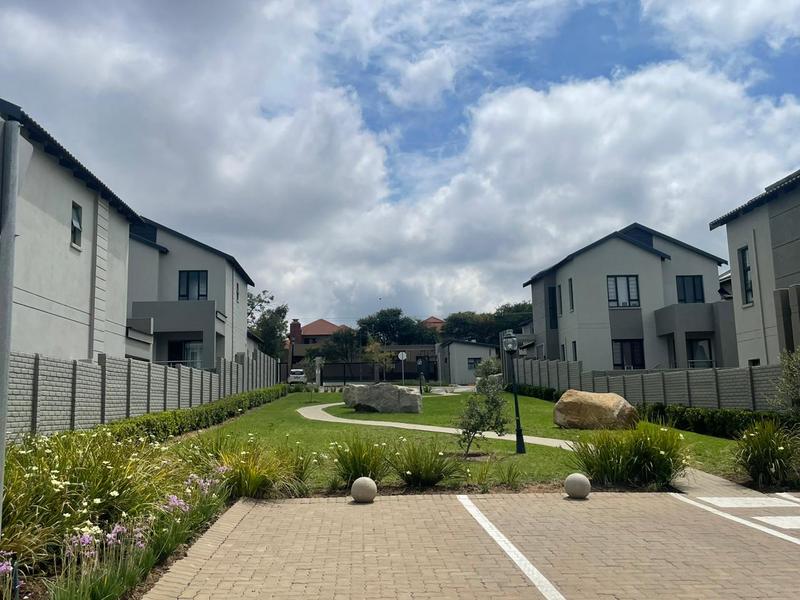 To Let 3 Bedroom Property for Rent in Craigavon Gauteng