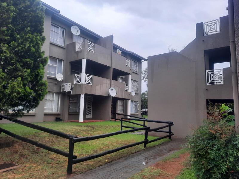 2 Bedroom Property for Sale in Peacehaven Gauteng