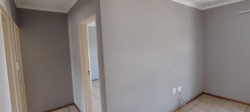 To Let 2 Bedroom Property for Rent in Chancliff A H Gauteng