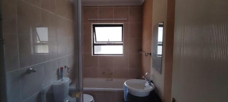 To Let 2 Bedroom Property for Rent in Chancliff A H Gauteng