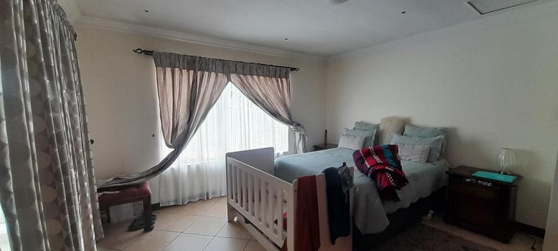 To Let 3 Bedroom Property for Rent in Amberfield Gauteng