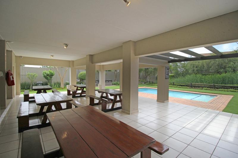 2 Bedroom Property for Sale in Douglasdale Gauteng