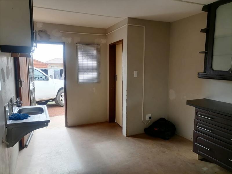 To Let 2 Bedroom Property for Rent in Westonaria Gauteng