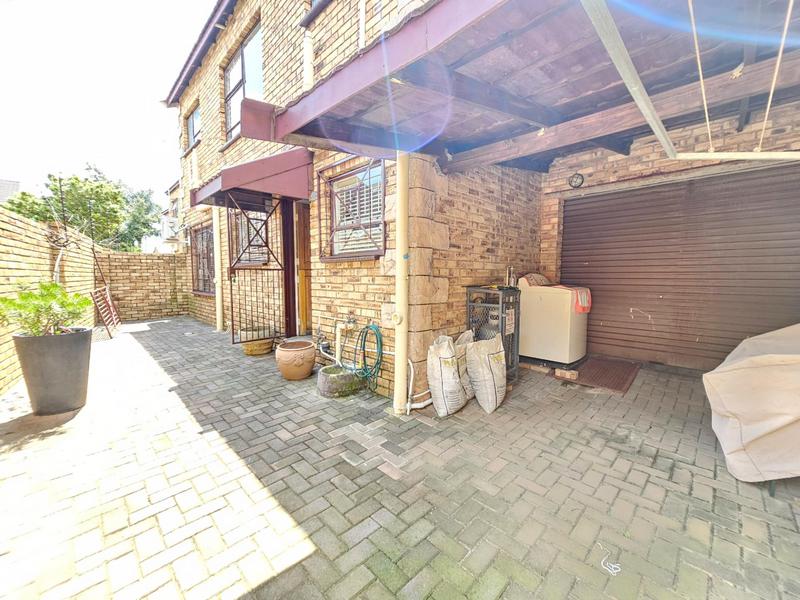 To Let 3 Bedroom Property for Rent in Wilgeheuwel Gauteng