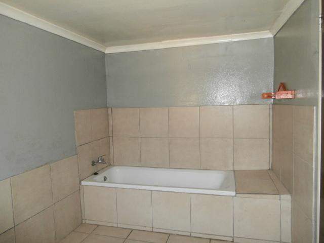 2 Bedroom Property for Sale in Glenesk Gauteng