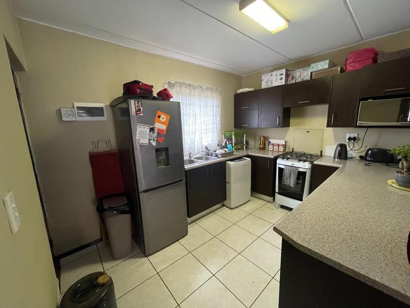 To Let 2 Bedroom Property for Rent in Honeydew Gauteng