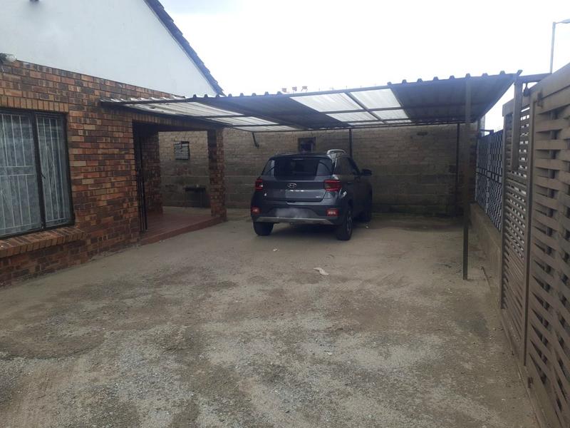 3 Bedroom Property for Sale in Jabavu Gauteng