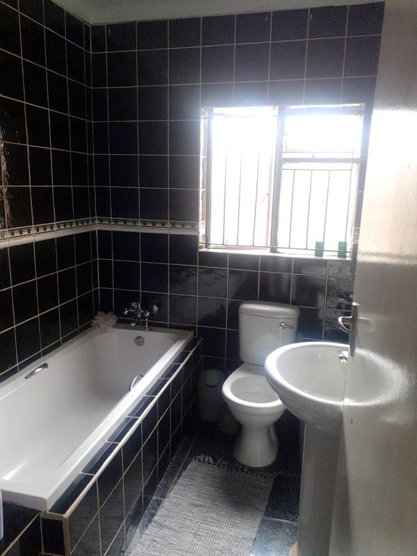 3 Bedroom Property for Sale in Jabavu Gauteng