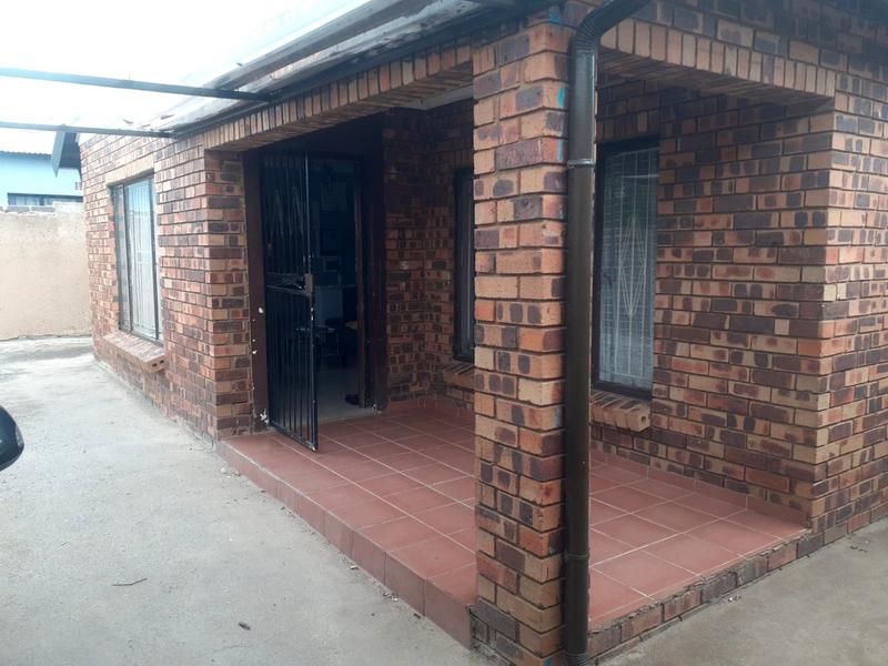 3 Bedroom Property for Sale in Jabavu Gauteng