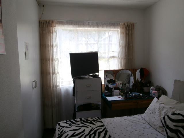 2 Bedroom Property for Sale in Linmeyer Gauteng