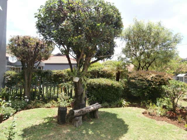 2 Bedroom Property for Sale in Linmeyer Gauteng