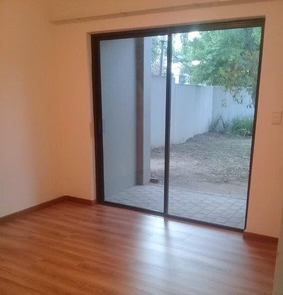 To Let 2 Bedroom Property for Rent in Fourways Gauteng