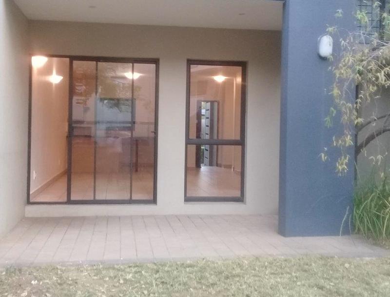 To Let 2 Bedroom Property for Rent in Fourways Gauteng