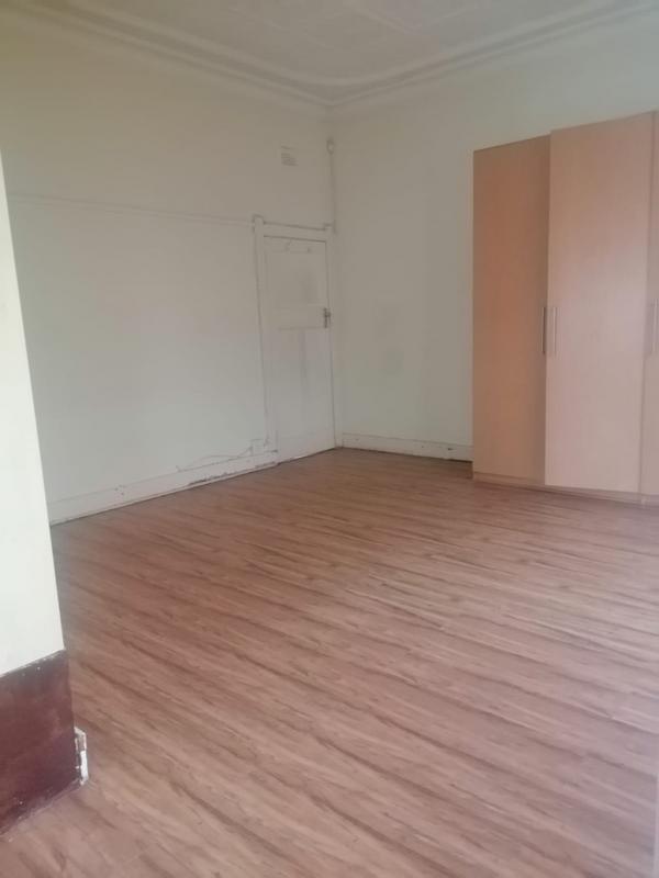 To Let 4 Bedroom Property for Rent in Rosettenville Gauteng