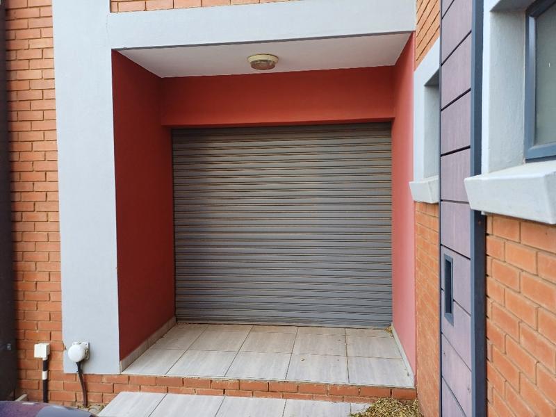 To Let commercial Property for Rent in Hennopspark Gauteng