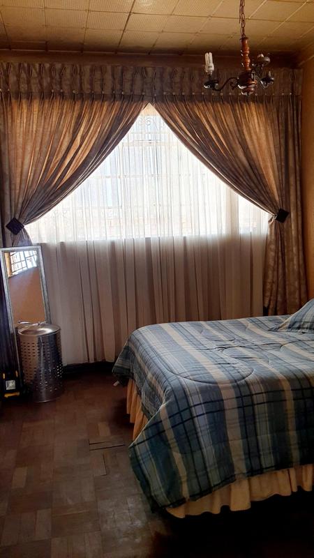 To Let 3 Bedroom Property for Rent in Chiawelo Gauteng