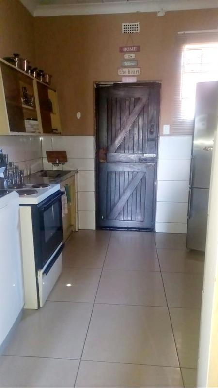 To Let 3 Bedroom Property for Rent in Chiawelo Gauteng